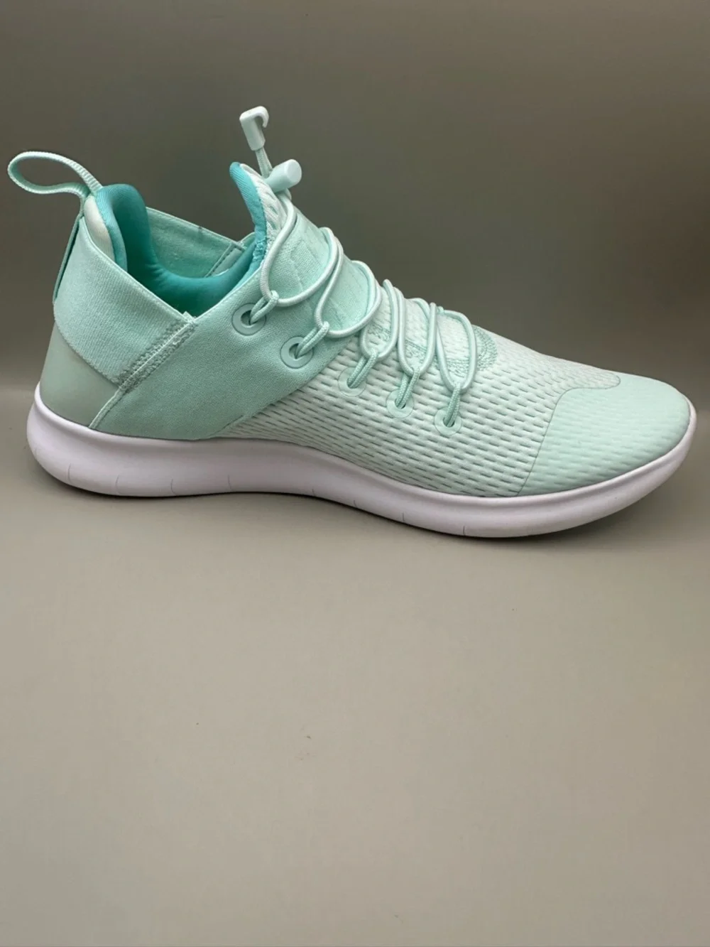 **NEW** Nike Free Run Women’s Mint Green Lightweight Sneakers Sz 9.5 women - Picture 4 of 6